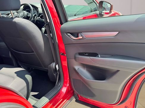 Used 2019 MAZDA CX-5 Sport FWD image 13