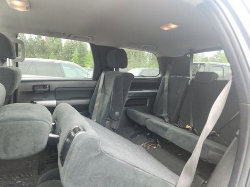 Used 2022 Toyota Sequoia TRD Sport AWD/4WD image 6