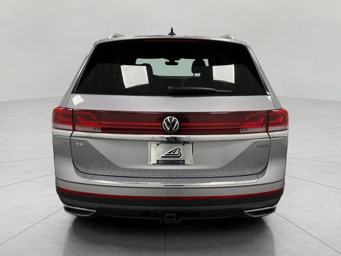 Used 2024 Volkswagen Atlas SEL AWD/4WD image 5