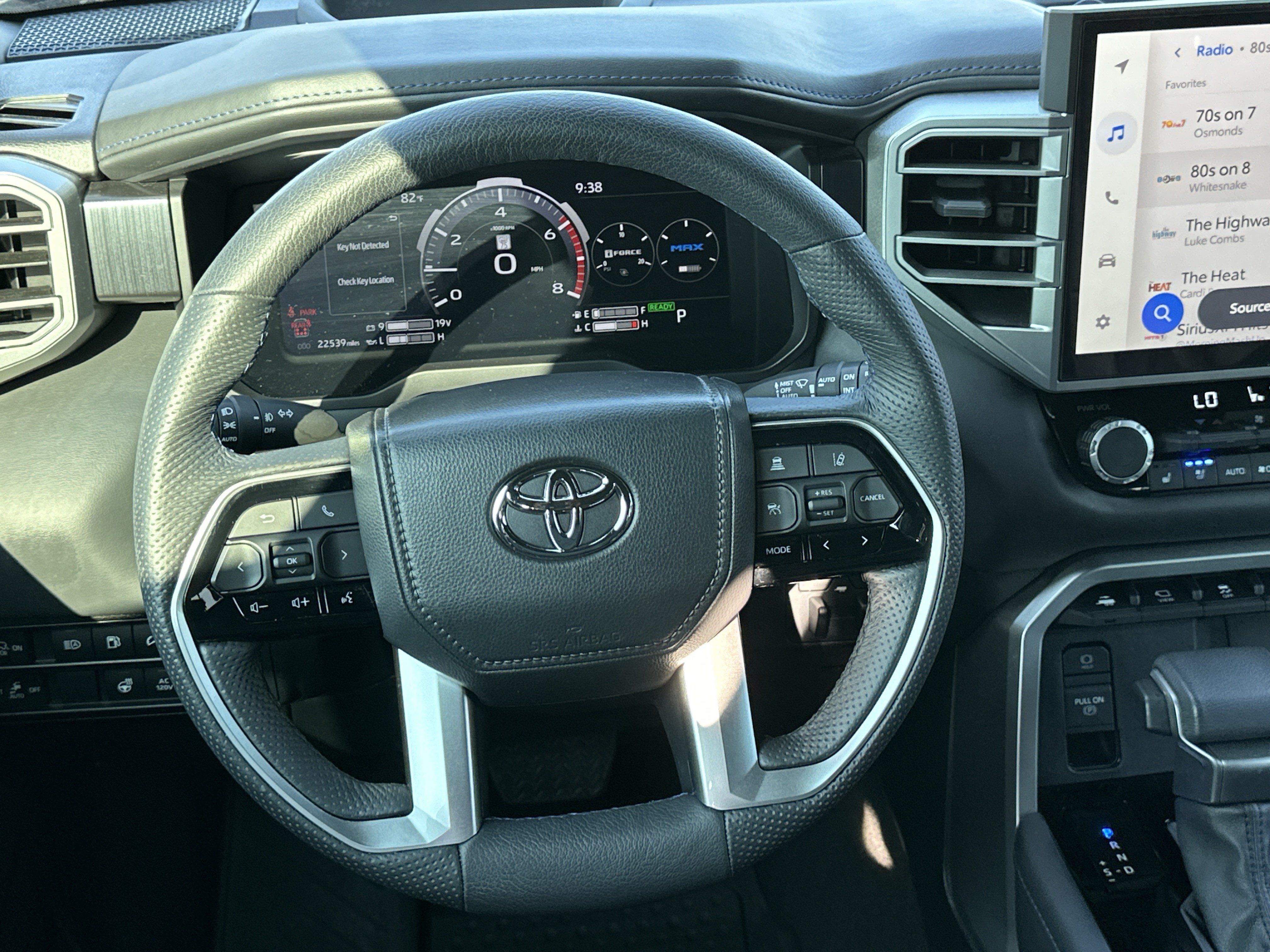 Used 2025 Toyota Sequoia Platinum AWD/4WD image 26