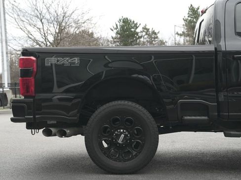 Used 2024 Ford F250 Lariat w/ Lariat Ultimate Package image 18