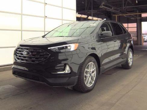 Used 2022 Ford Edge SEL w/ Convenience Package image 6