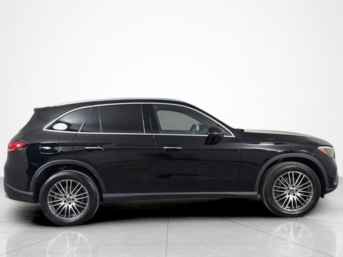 Used 2025 Mercedes-Benz GLC 300 image 6