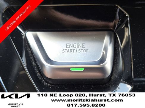 Used 2024 GMC Sierra 1500 AT4 w/ Technology Package AWD/4WD image 23