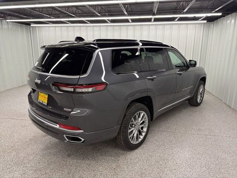 New 2025 Jeep Grand Cherokee L Summit w/ Rear Seat Video Group I image 5