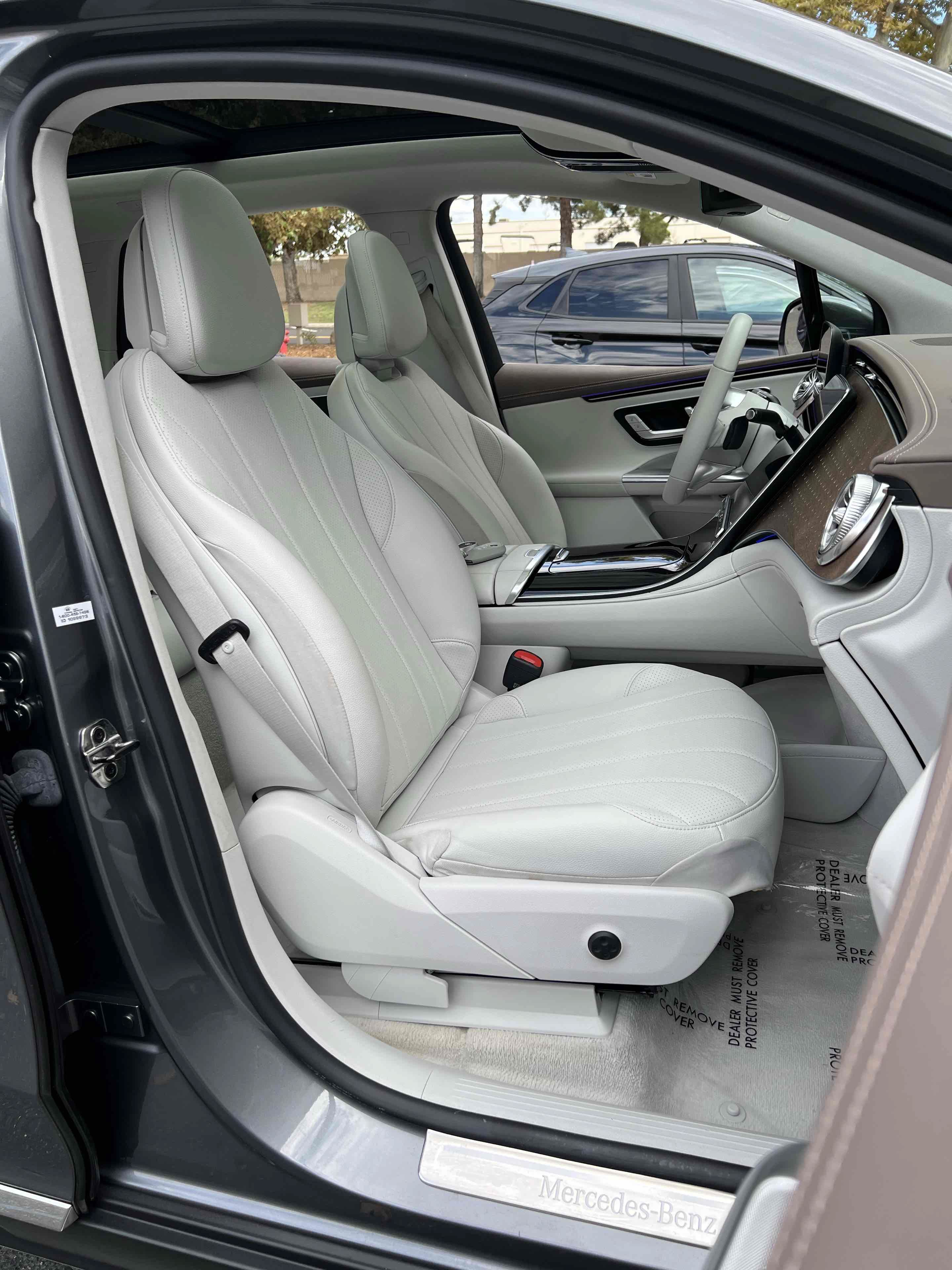 Used 2023 Mercedes-Benz EQE 350+ SUV w/ Exclusive Trim Package image 49