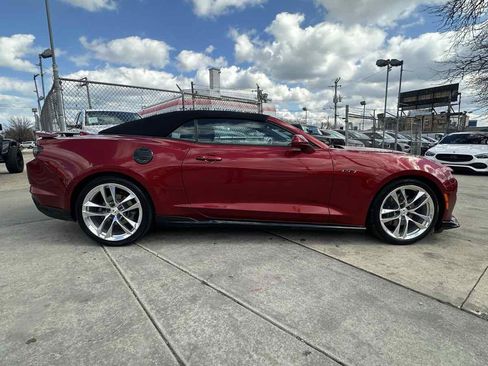 Used 2022 Chevrolet Camaro LT w/ Design Package 2 image 4