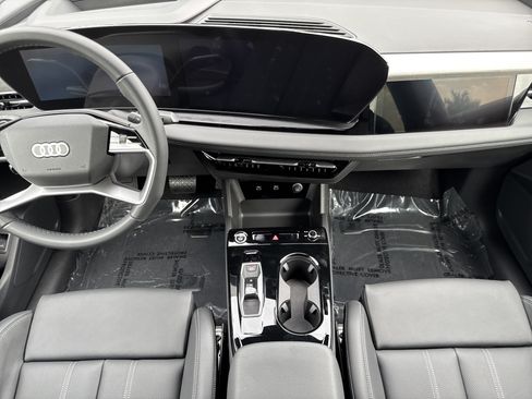 New 2027 Audi Q6 e-tron Premium Plus AWD/4WD image 13
