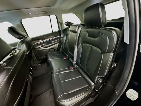 Used 2024 Jeep Grand Cherokee Limited AWD/4WD image 30