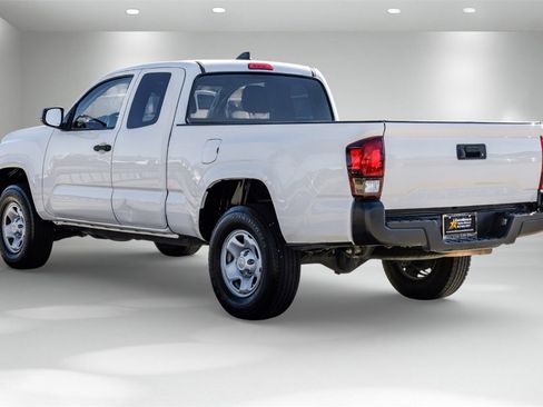 Used 2021 Toyota Tacoma SR image 8