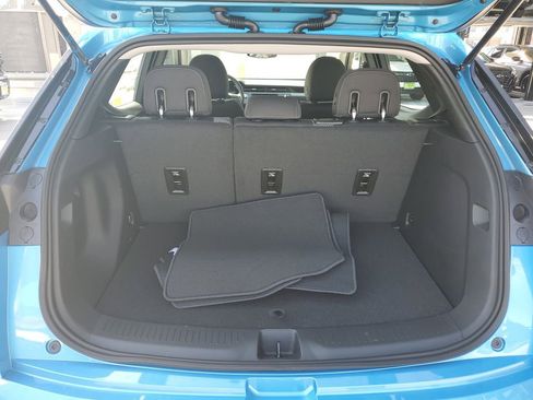 New 2027 Chevrolet Bolt LT FWD image 9
