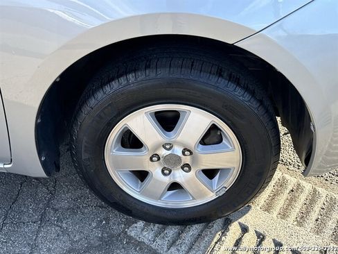 Used 2004 Toyota Sienna CE image 12