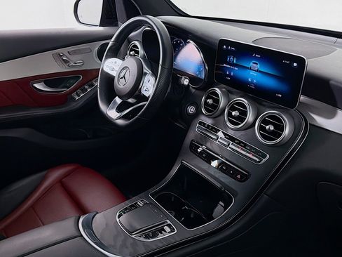 Used 2022 Mercedes-Benz GLC 300 image 16