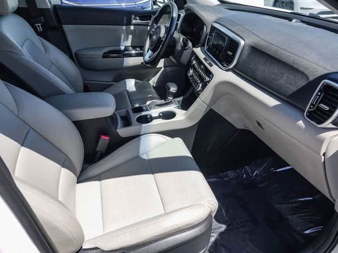 Certified 2020 Kia Sportage EX FWD image 15