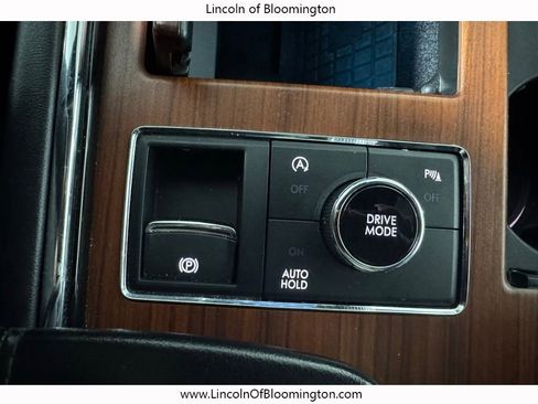 Used 2019 Lincoln Navigator Select AWD/4WD image 74