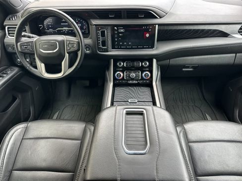Used 2023 GMC Yukon XL Denali w/ Max Trailering Package AWD/4WD image 3