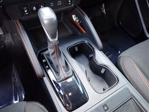 Used 2022 Nissan Frontier PRO-4X image 17