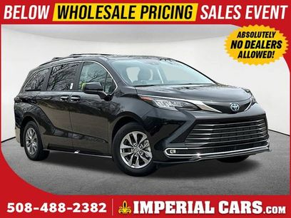 Used 2023 Toyota Sienna XLE