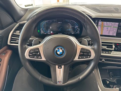 Used 2022 BMW X5 xDrive45e w/ M Sport Package image 19