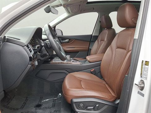 Used 2019 Audi Q7 3.0T Premium Plus image 14