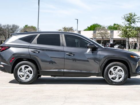 Used 2024 Hyundai Tucson SE FWD image 7
