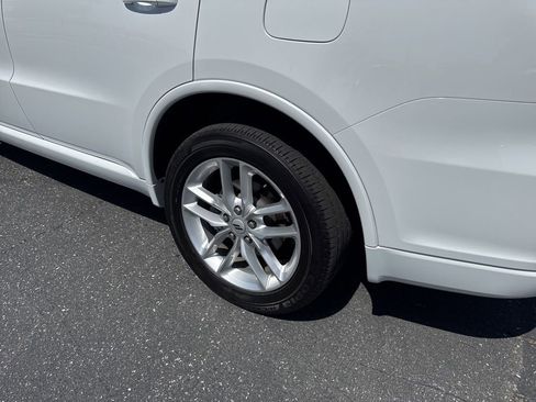 Used 2025 Dodge Durango GT AWD/4WD image 9