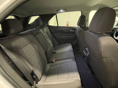 Used 2024 Chevrolet Equinox LT image 23