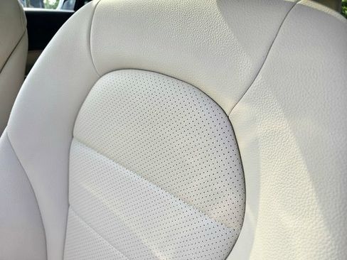 Certified 2020 Mercedes-Benz GLC 300 4MATIC image 20
