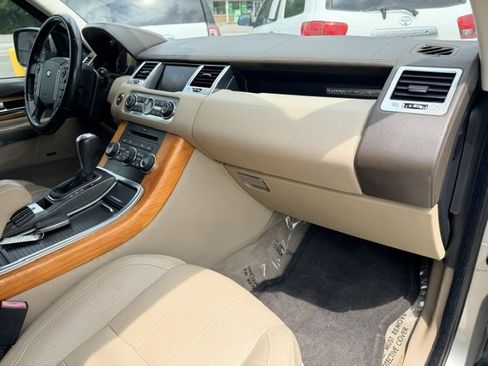 Used 2011 Land Rover Range Rover Sport HSE LUX AWD/4WD image 19