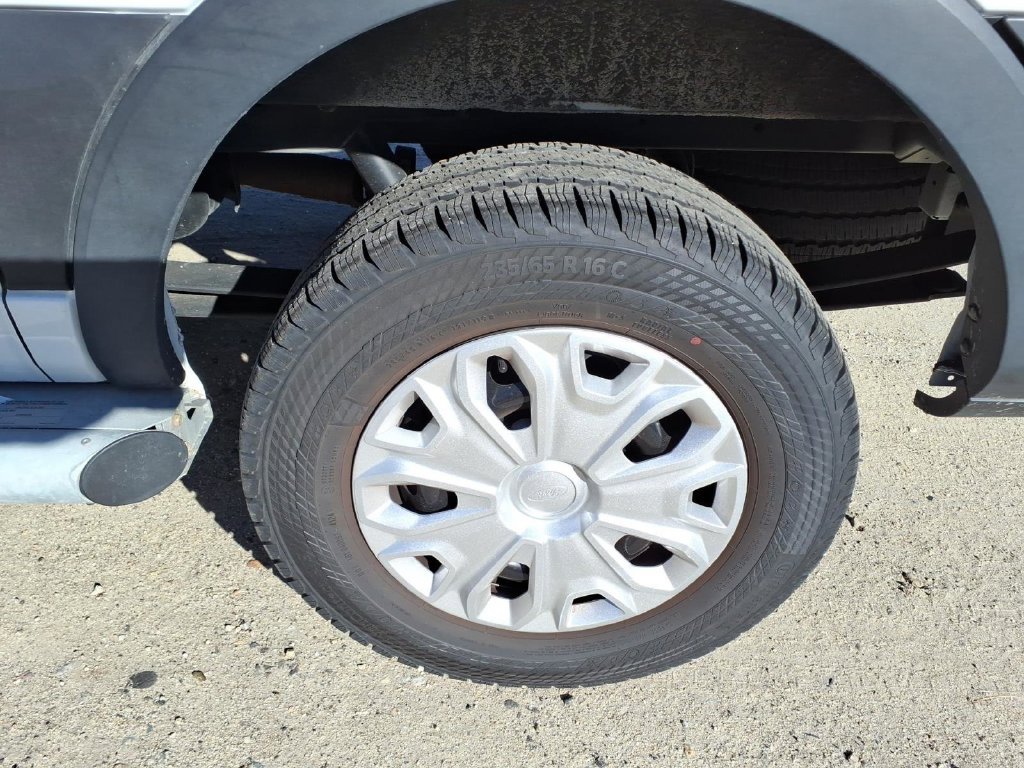 Used 2025 Ford Transit 250 Low Roof w/ Exterior Upgrade Package RWD image 10