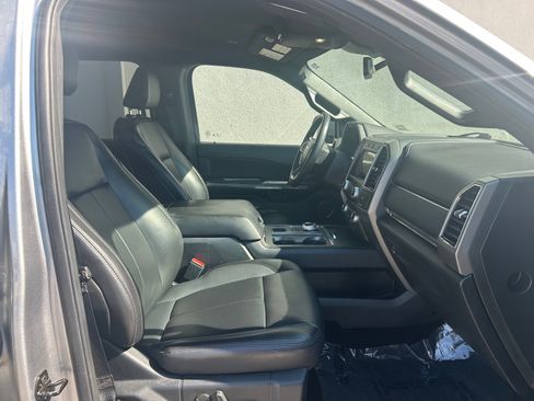 Certified 2021 Ford Expedition XLT RWD image 8
