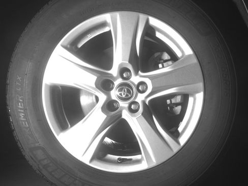 Used 2025 Toyota Highlander LE image 13