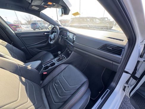 Used 2021 Volkswagen Jetta GLI Autobahn image 19