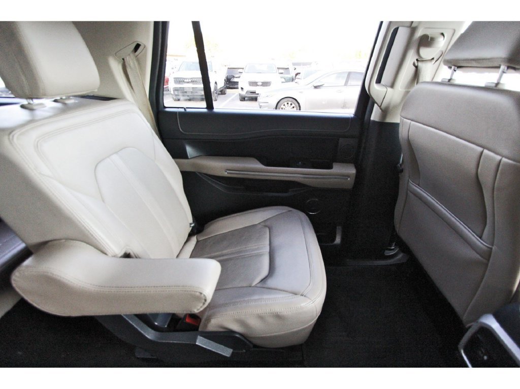 Used 2023 Ford Expedition Max Limited RWD image 12