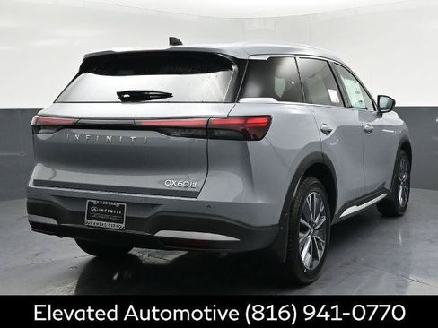 Certified 2026 INFINITI QX60 Luxe w/ Cargo Package AWD/4WD image 4