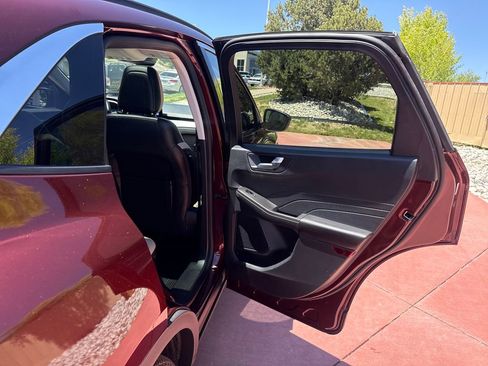 Used 2021 Ford Escape SEL AWD/4WD image 21