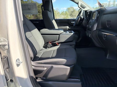 New 2026 Chevrolet Silverado 2500 Custom w/ Custom Value Package image 13