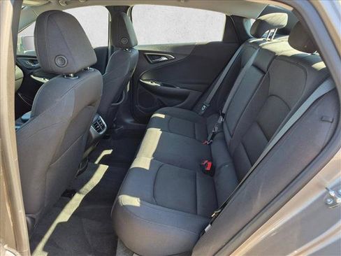 Used 2024 Chevrolet Malibu LT FWD image 16