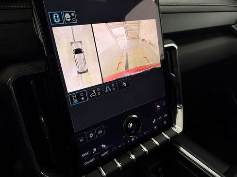 New 2026 GMC Acadia Elevation image 28