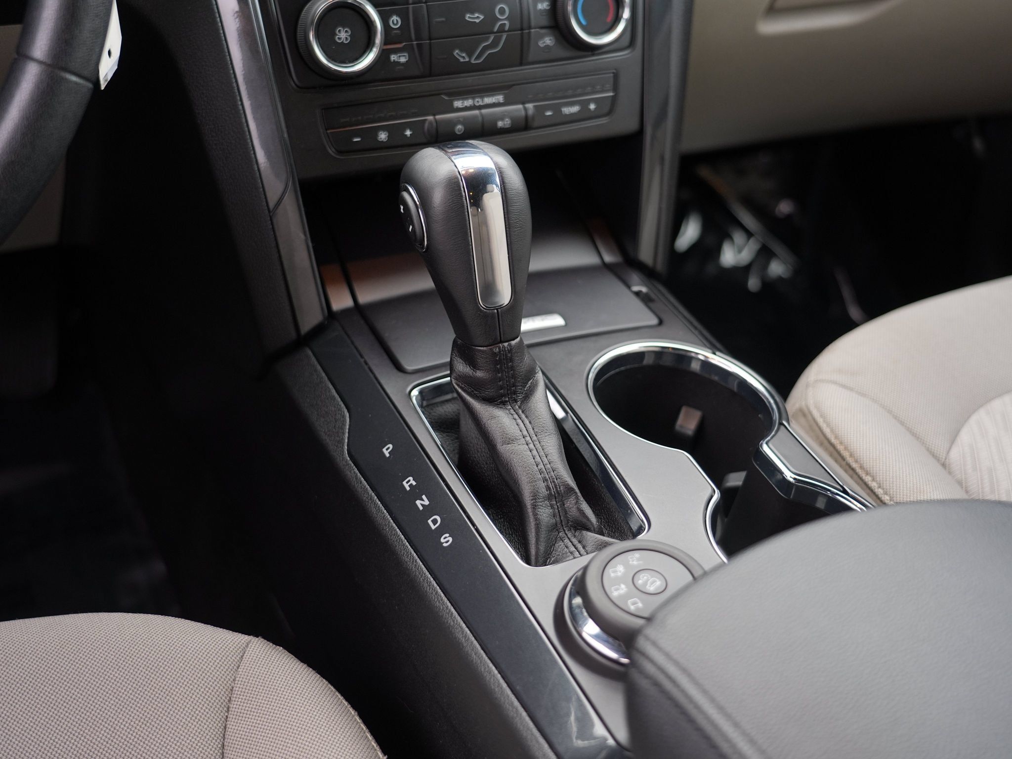 Used 2018 Ford Explorer 4WD image 25