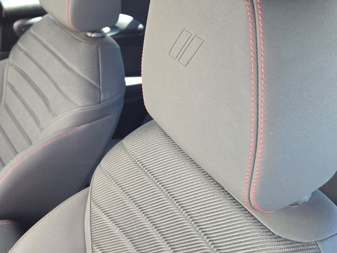 Used 2024 Dodge Hornet GT w/ GT Blacktop Package image 16