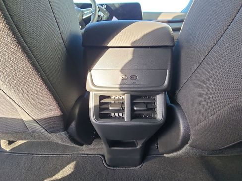 Certified 2026 Chevrolet Equinox LT w/ Safety and Technology Package image 22