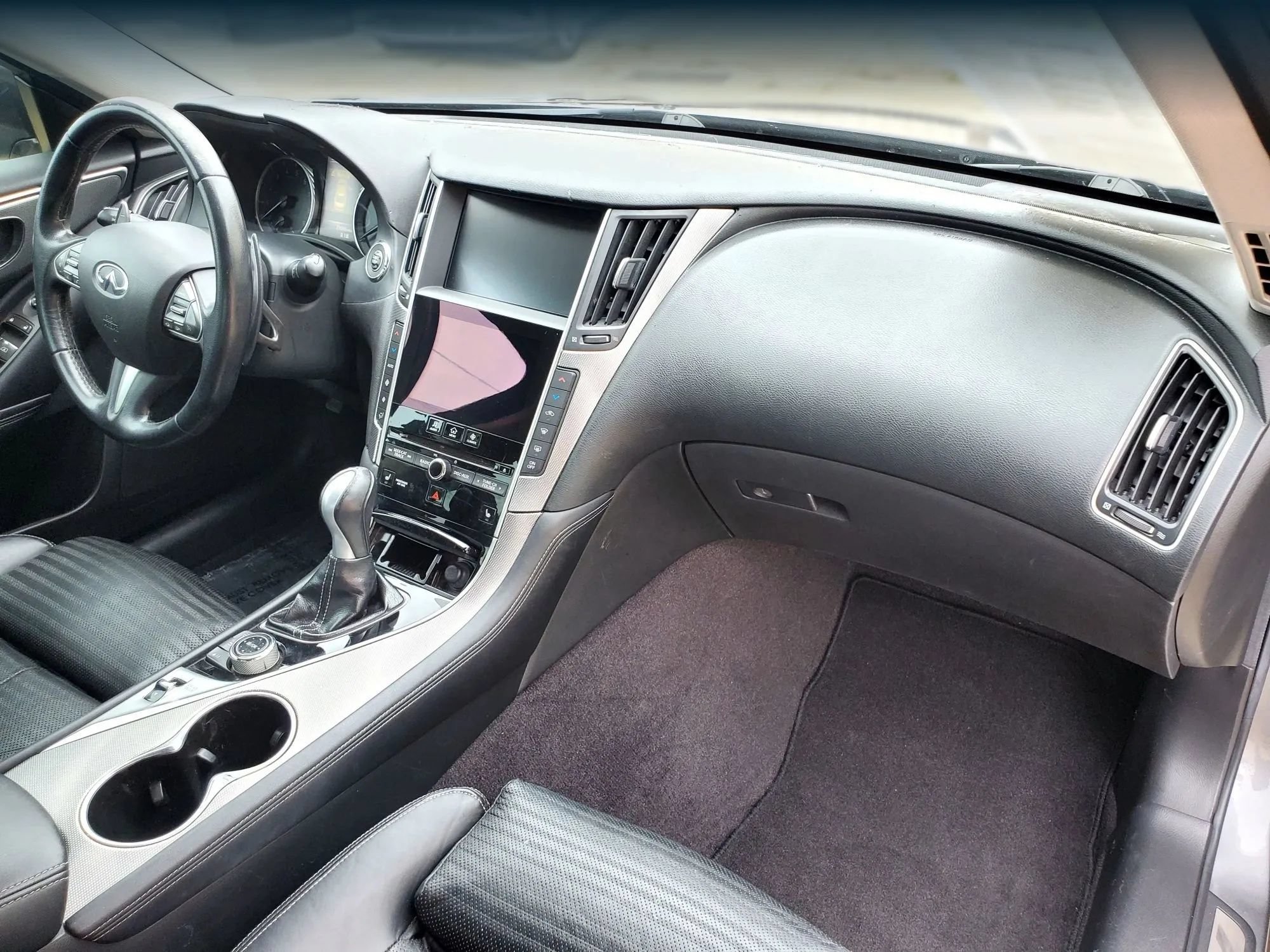 Used 2015 INFINITI Q50 RWD image 26