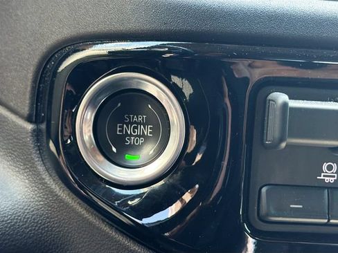 Used 2025 Chevrolet Silverado 1500 RST w/ Convenience Package II AWD/4WD image 34
