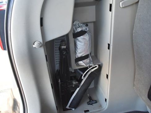 Used 2016 Kia Sedona LX w/ Option Group 020 image 37