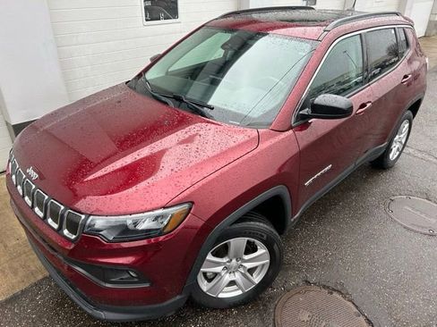 Certified 2022 Jeep Compass Latitude w/ Sun and Sound Group image 1