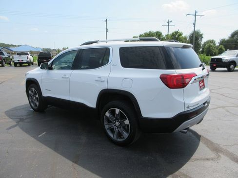 Used 2019 GMC Acadia SLT FWD image 9
