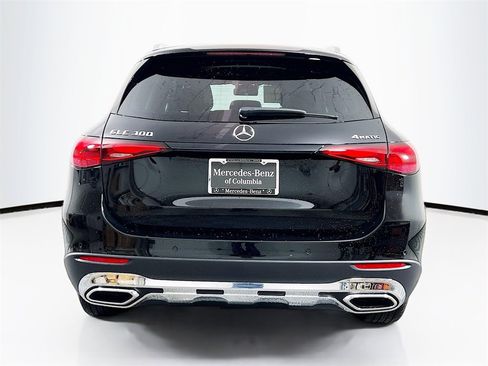 New 2025 Mercedes-Benz GLC 300 4MATIC image 6