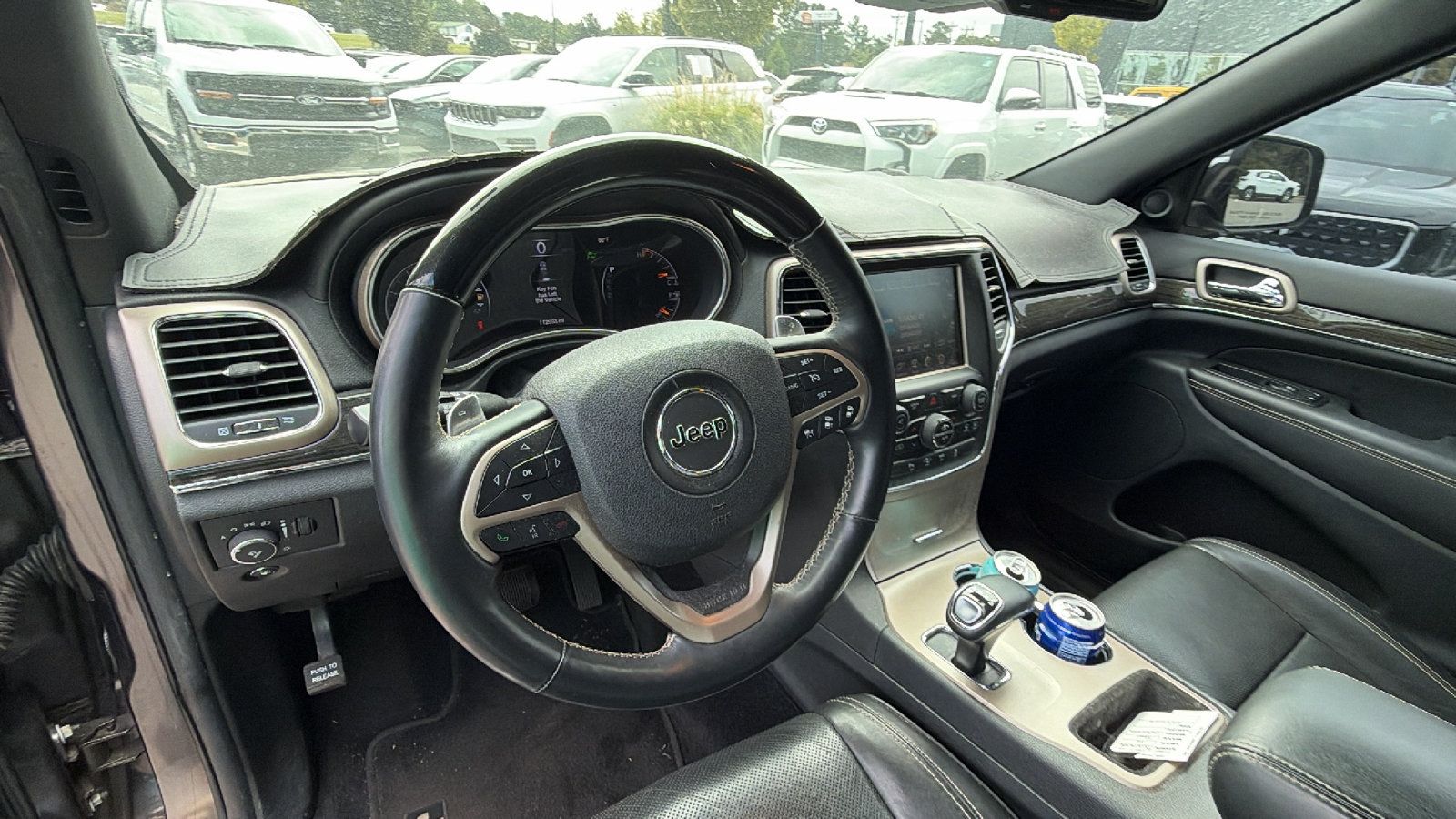 Used 2014 Jeep Grand Cherokee Overland w/ Advanced Technology Group RWD image 25