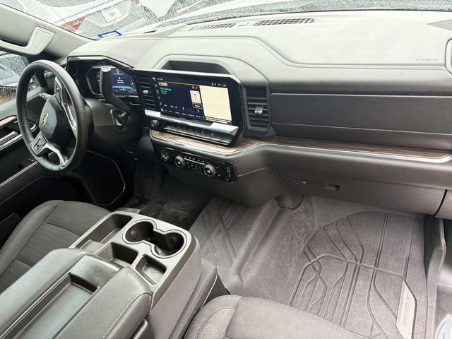 Used 2024 Chevrolet Silverado 1500 LT RWD image 16